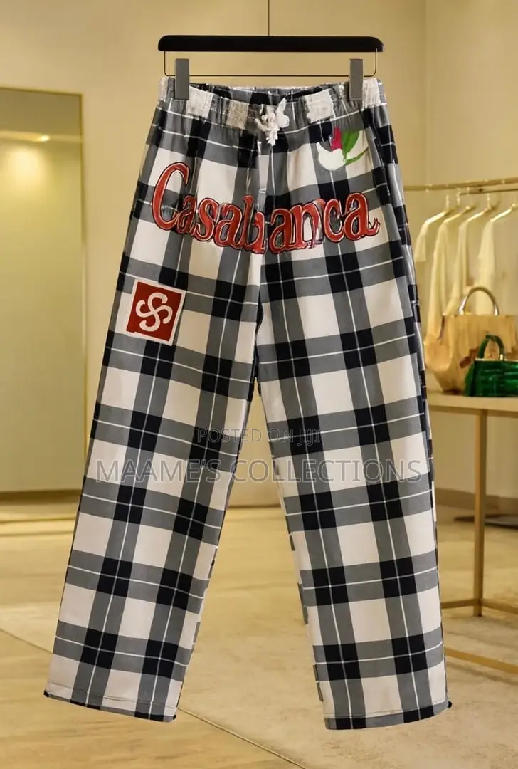 Simplistic Fashion Men's Plaid Print Long Jogger Pants /