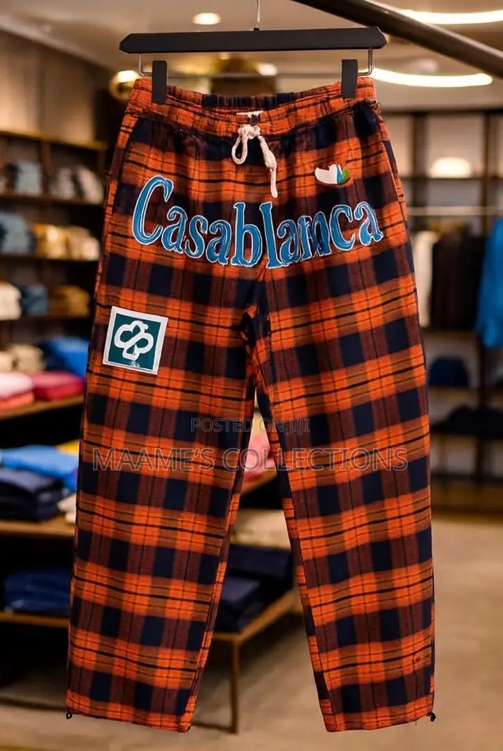 Simplistic Fashion Men's Plaid Print Long Jogger Pants /