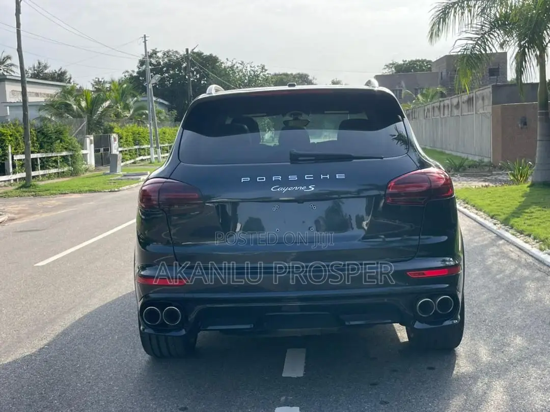 Porsche Cayenne S AWD 2018 Black