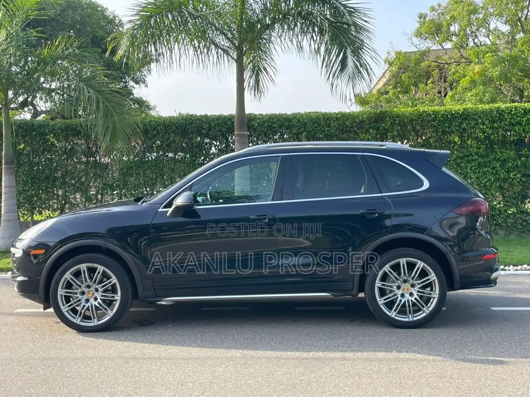 Porsche Cayenne S AWD 2018 Black