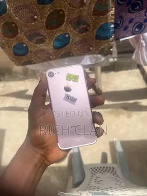 Apple iPhone 7 32 GB Pink