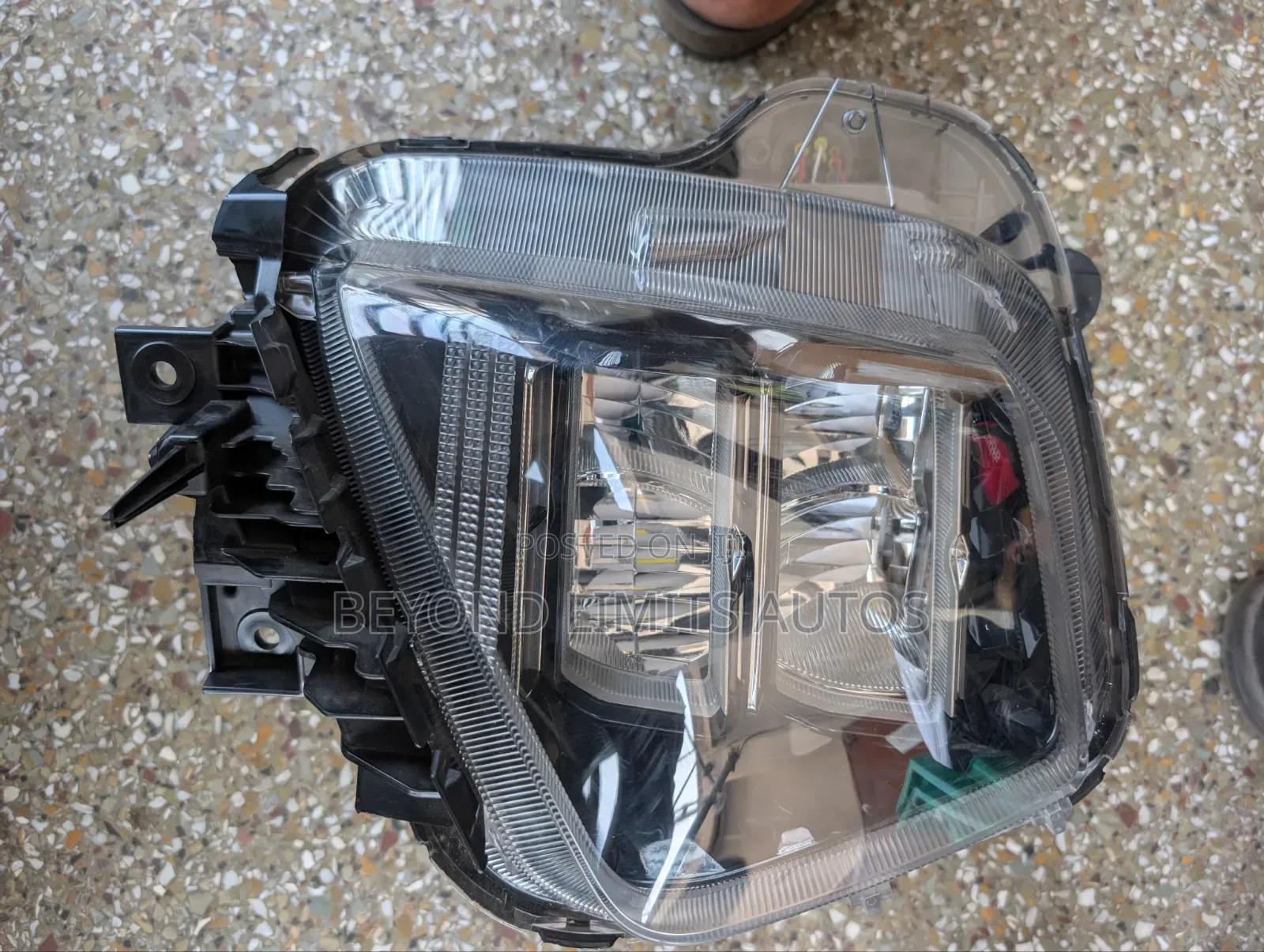 Hyundai Tucson 2022,2023,2024 Front / Bumper Light