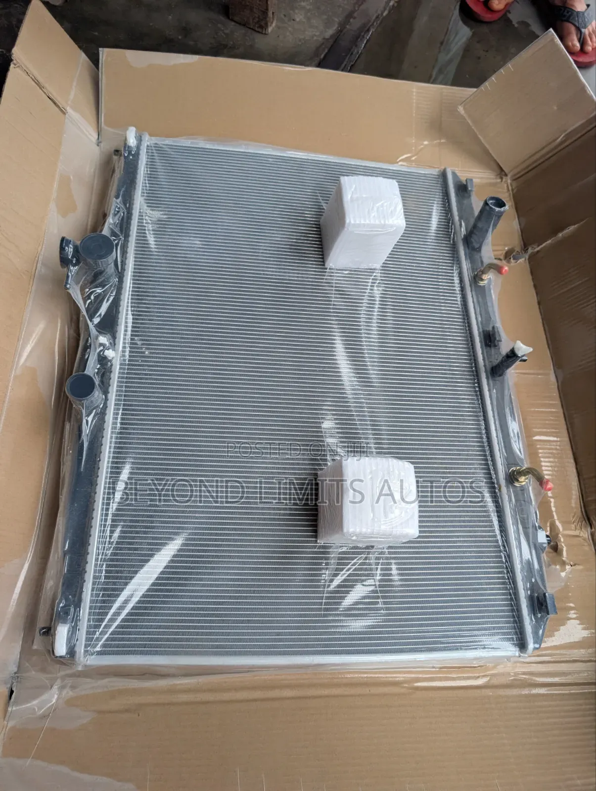 Lexus Rx 350 / Rx350 2018,2019,2020,2021,2022 Radiator / Water Tank