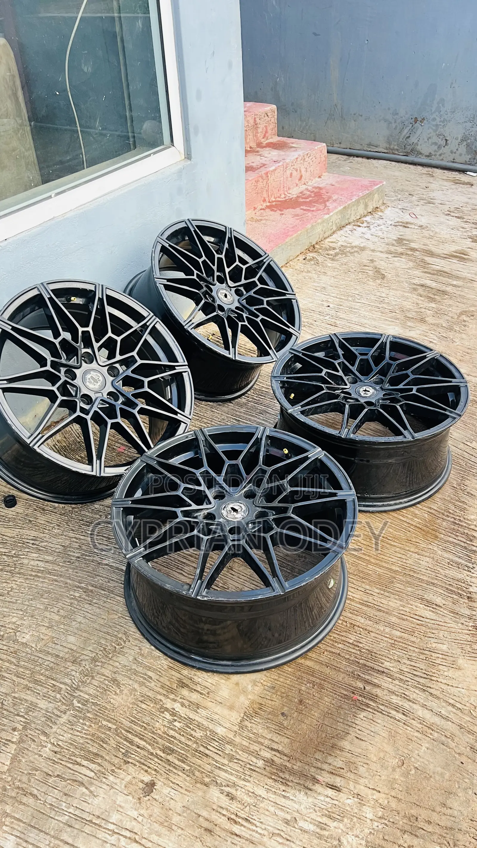 Selling a Very Good Rims