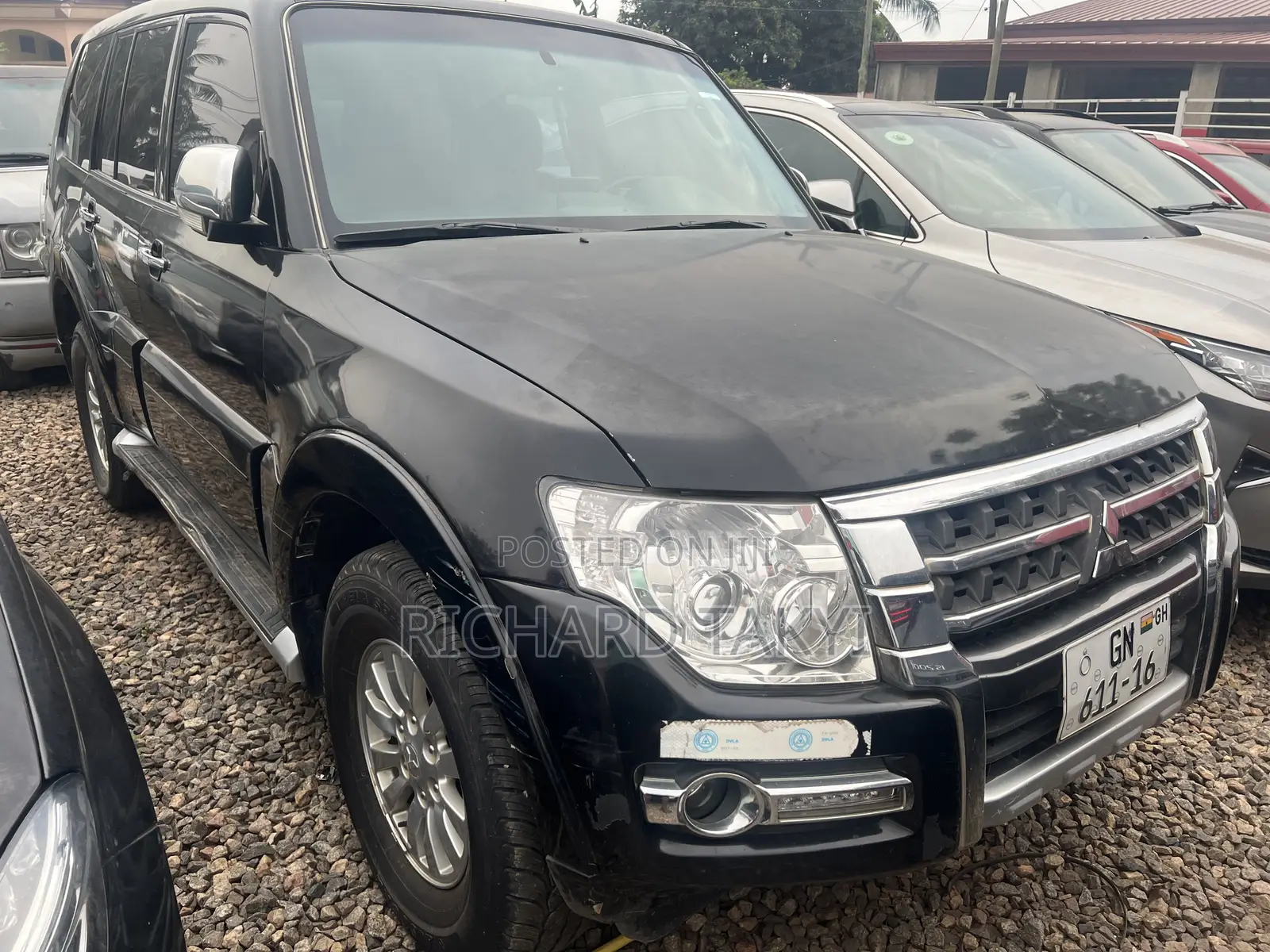 Mitsubishi Pajero V80 3.5 V6 GL/GLS 2016 Black