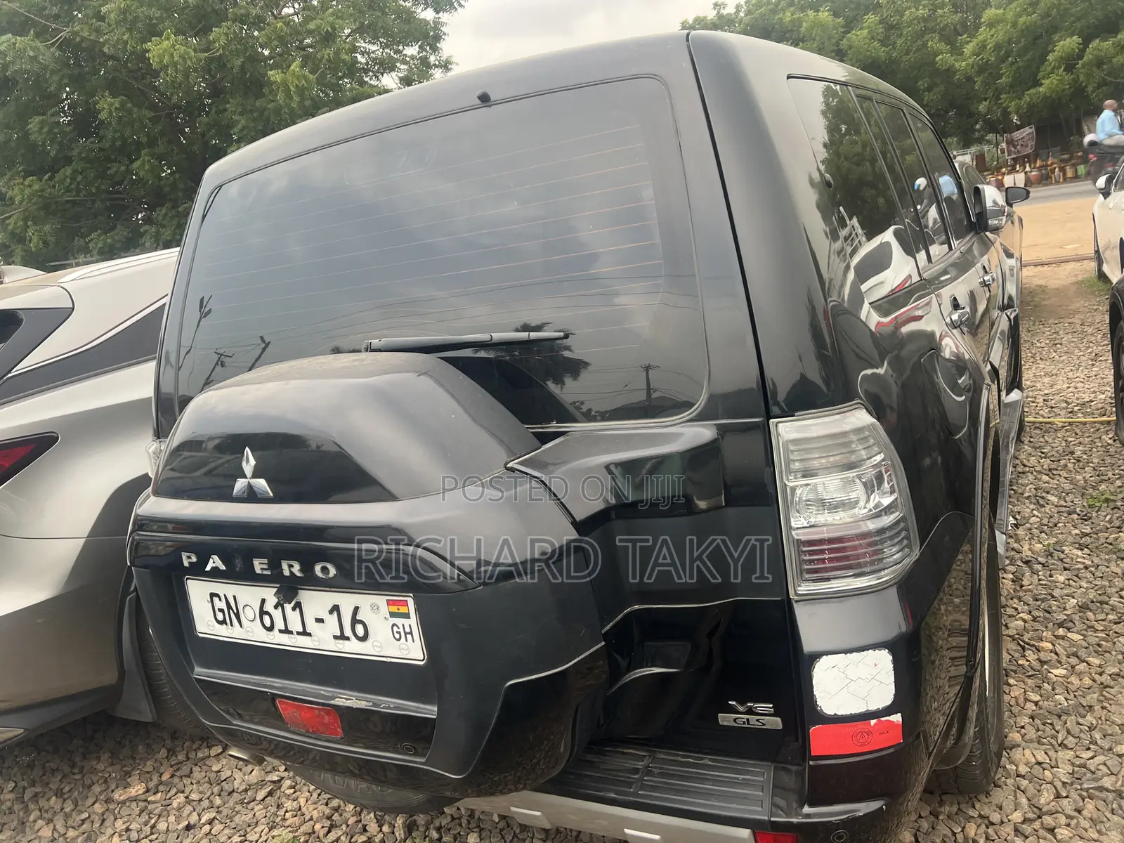 Mitsubishi Pajero V80 3.5 V6 GL/GLS 2016 Black