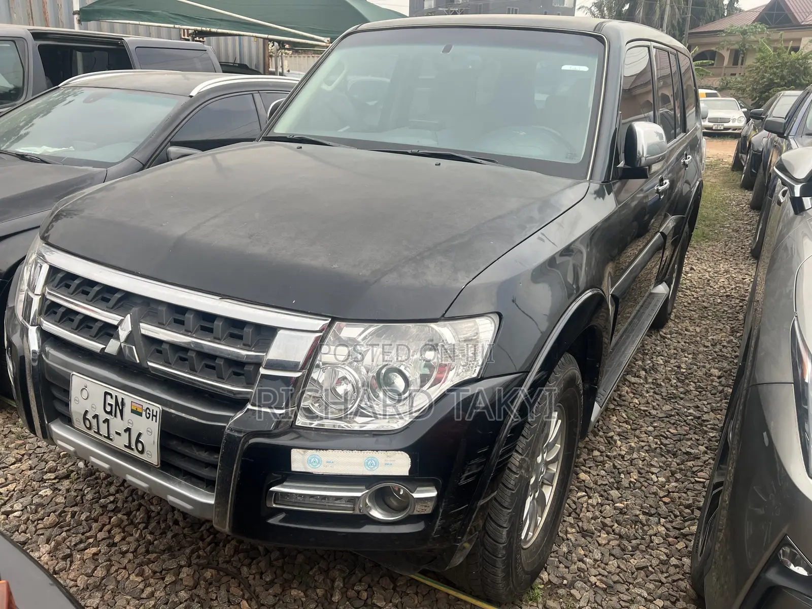 Mitsubishi Pajero V80 3.5 V6 GL/GLS 2016 Black