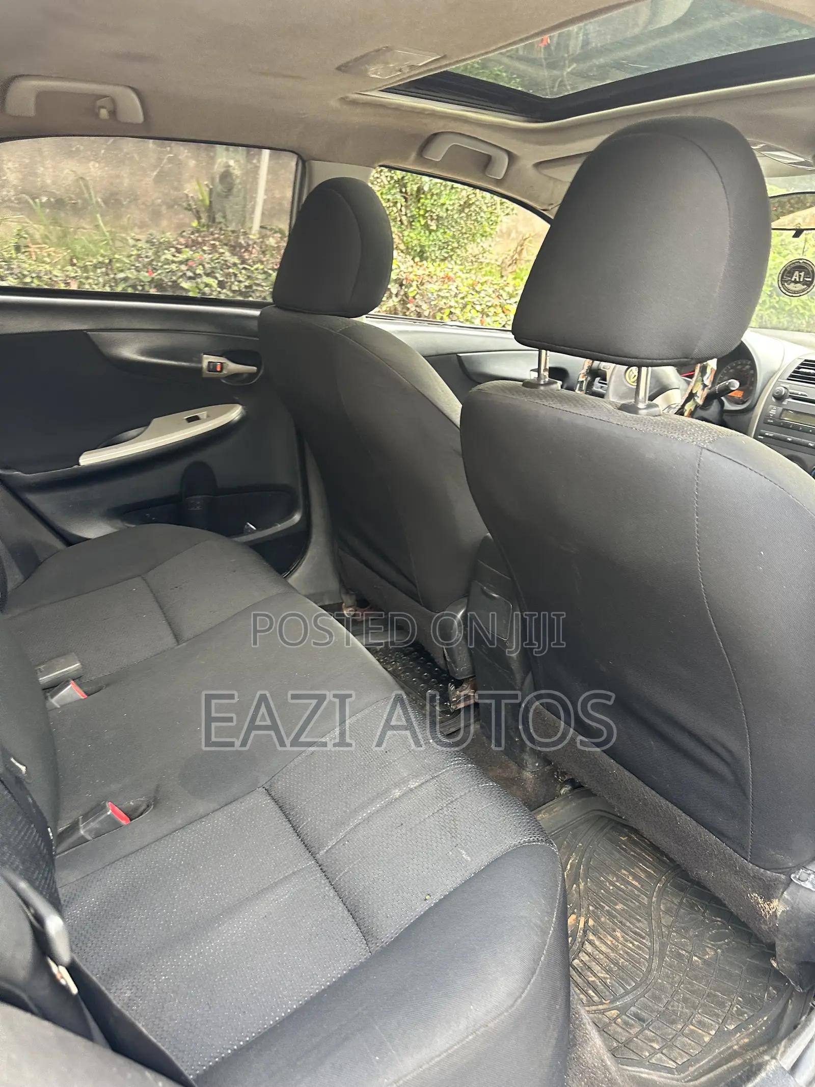 Toyota Corolla S 4dr Sedan (1.8L 4cyl 4A) 2010 Silver