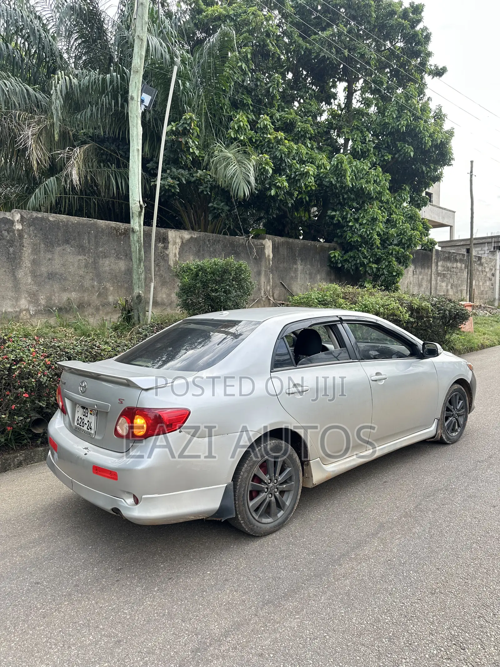 Toyota Corolla S 4dr Sedan (1.8L 4cyl 4A) 2010 Silver