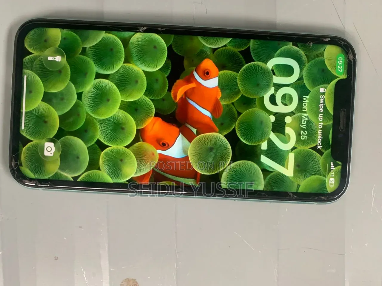 New Apple iPhone 11 64 GB Green