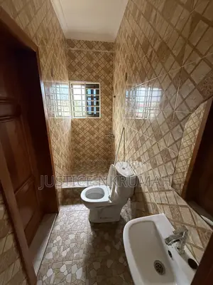 2bdrm Apartment in Mr. Justice Estates, West Hills Mall Area for rent