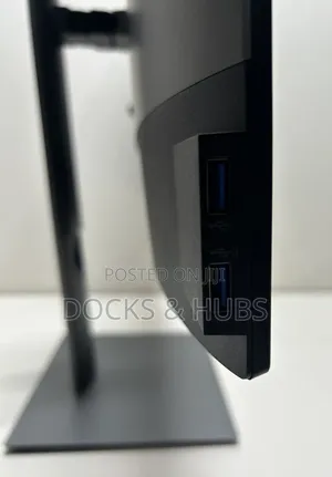 Dell Ultrasharp U2719dc 27" QHD Monitor - 2560 X 1440p