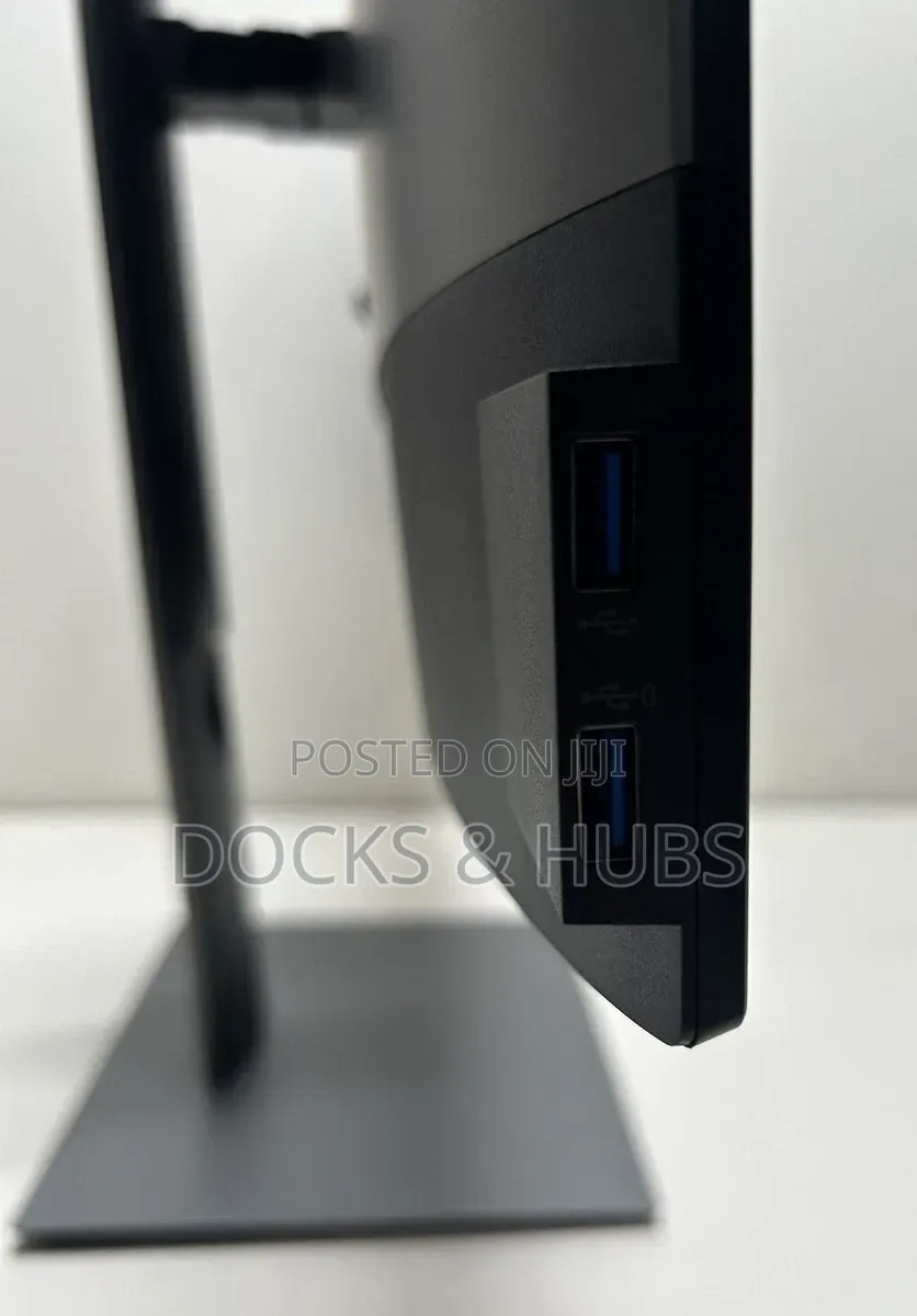 Dell Ultrasharp U2719dc 27" QHD Monitor - 2560 X 1440p