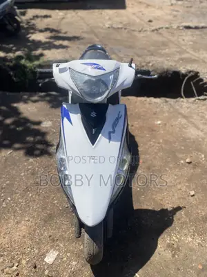 Suzuki GSR 2024 White
