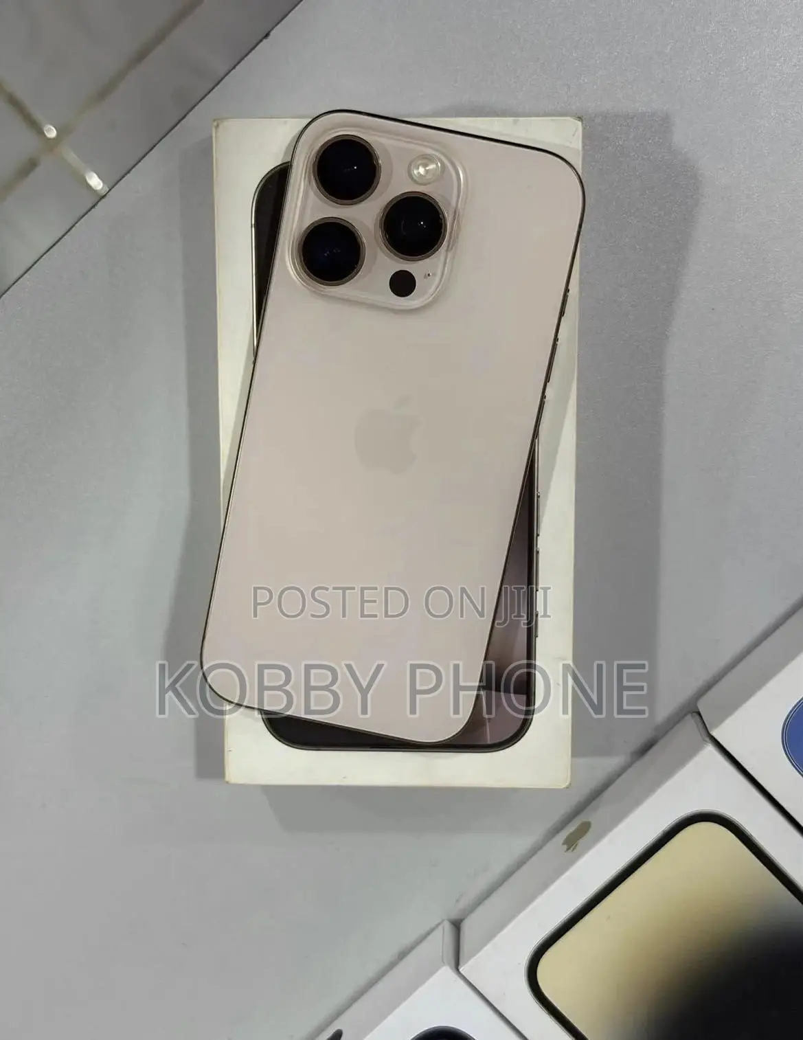 Apple iPhone 16 Pro Max 256 GB Gold