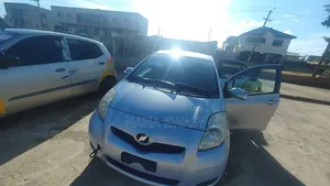 Toyota Vitz 1.3 AWD 3dr 2010 Silver