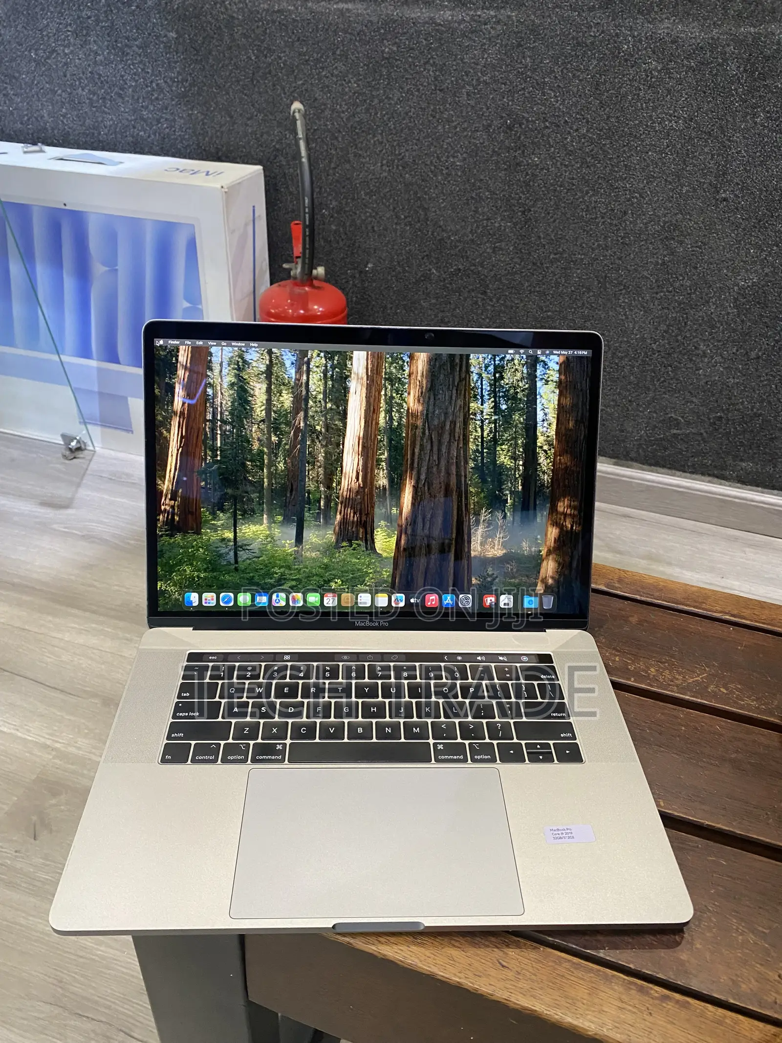 Laptop Apple MacBook Pro 2019 32GB Intel Core i9 SSD 512GB