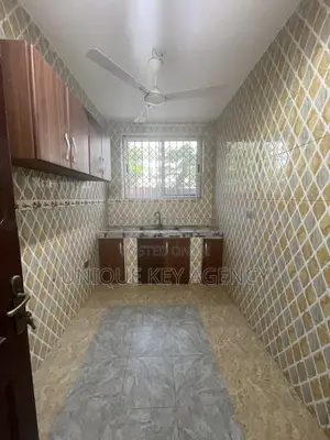 2bdrm Apartment in Unique Key Agency, Agbogba for rent