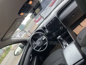 Toyota Highlander LE 4x2 (2.7L 4cyl 6A) 2017 White