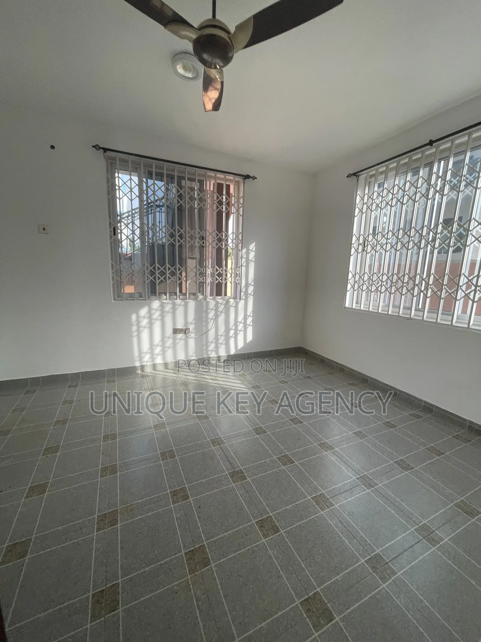 2bdrm Apartment in Unique Key Agency, Agbogba for rent