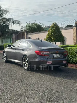 Honda Accord 2018 Gray