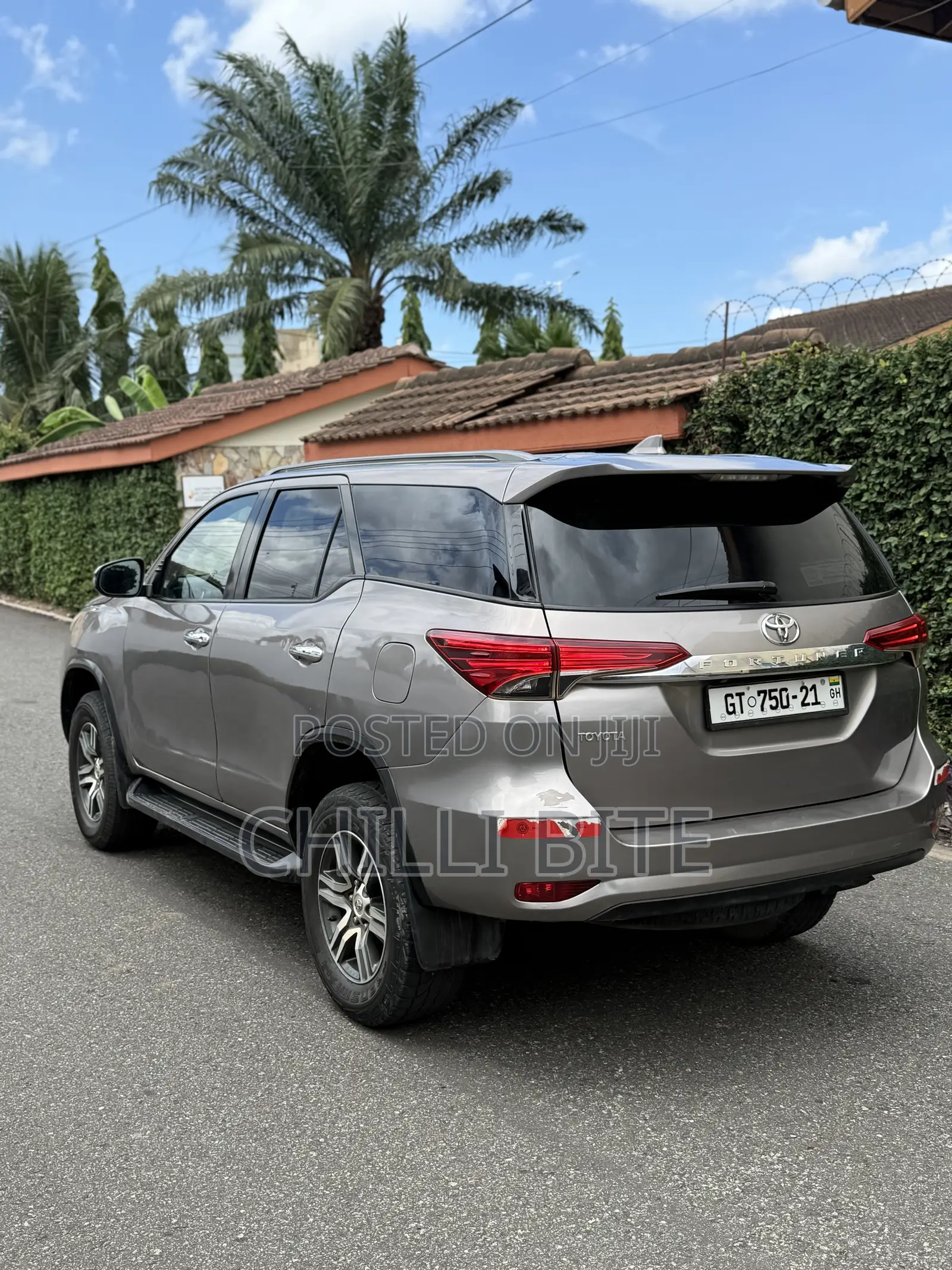 Toyota Fortuner 2.7 AWD 2020 Gray