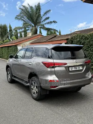 Toyota Fortuner 2.7 AWD 2020 Gray