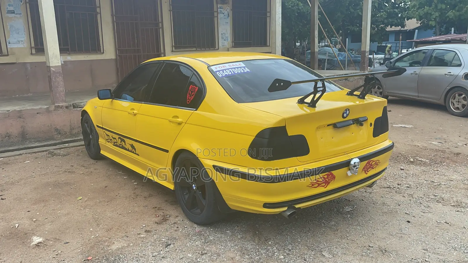 BMW 3 Series 318i RWD 2000 Yellow