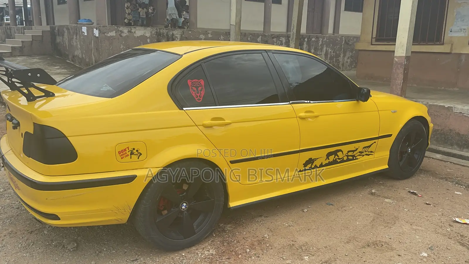 BMW 3 Series 318i RWD 2000 Yellow