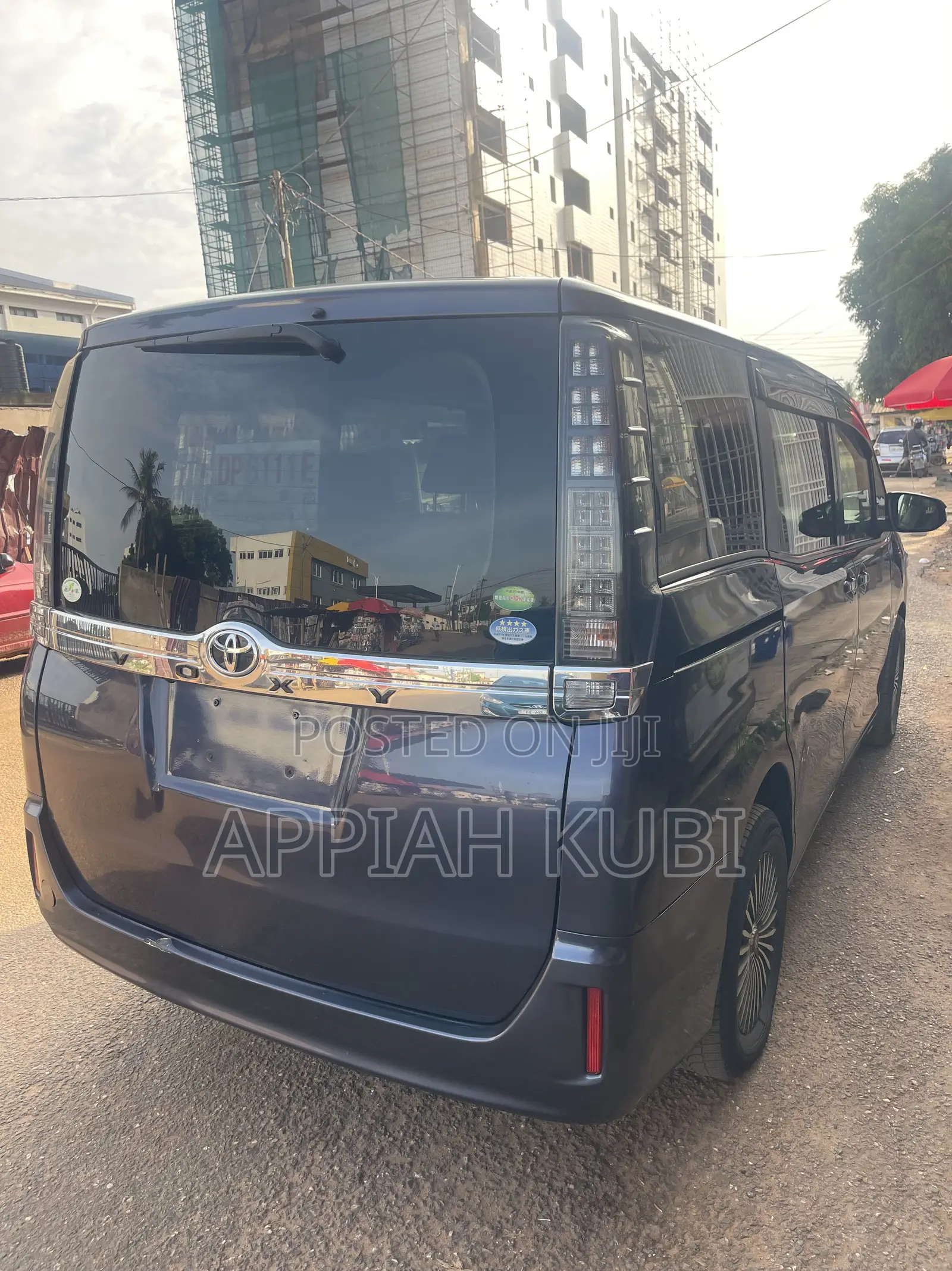 Toyota Voxy 2015 Purple