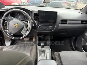 Mitsubishi Outlander SE AWC 2016 Black