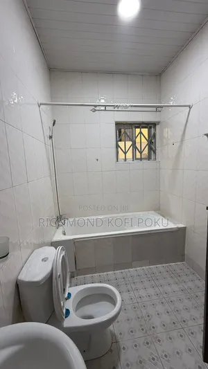 3bdrm House in Kofis Realty, Sakumono for rent