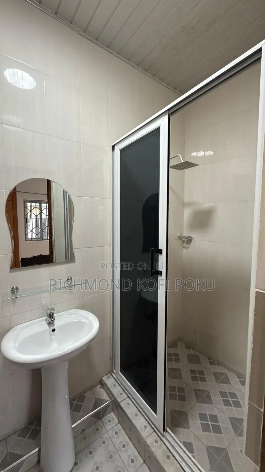 3bdrm House in Kofis Realty, Sakumono for rent