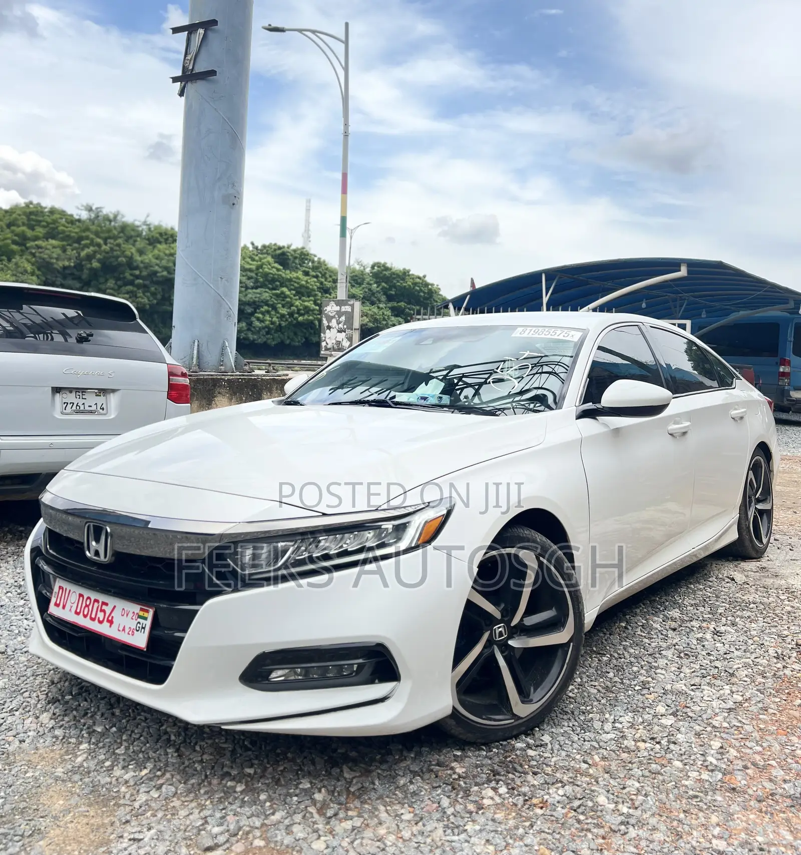 Honda Accord LX (1.5L 4cyl Turbo CVT) 2019 White