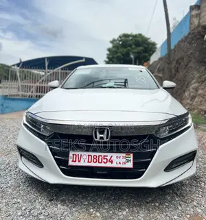 Honda Accord LX (1.5L 4cyl Turbo CVT) 2019 White