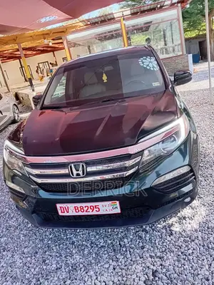 Honda Pilot Touring AWD 2018 Green