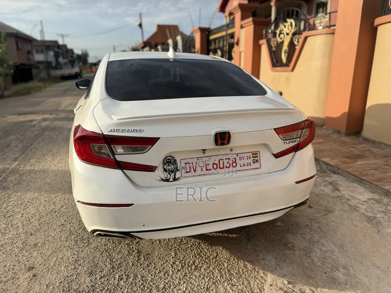 Honda Accord EX-L 2.0T 2018 White