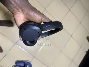 Sony Ch520 Wireless Headphone - Black Neatly Used