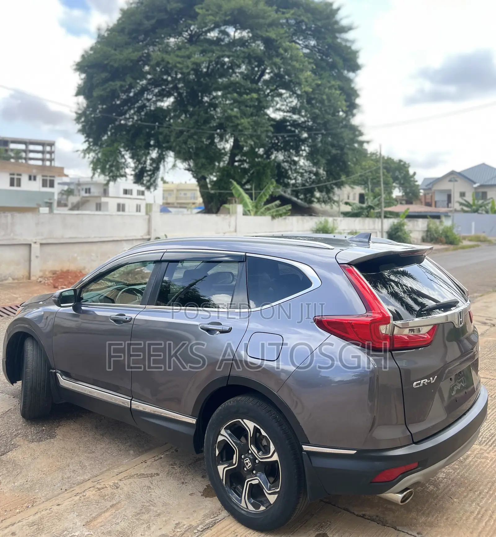 Honda CR-V Touring AWD 2019 Gray