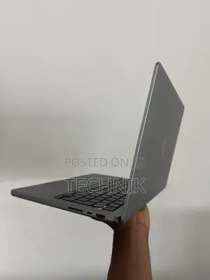 Laptop Apple MacBook Pro 2021 M1 16GB Apple M1 Pro SSD 512GB