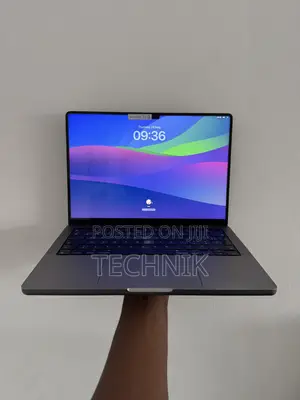 Laptop Apple MacBook Pro 2021 M1 16GB Apple M1 Pro SSD 512GB
