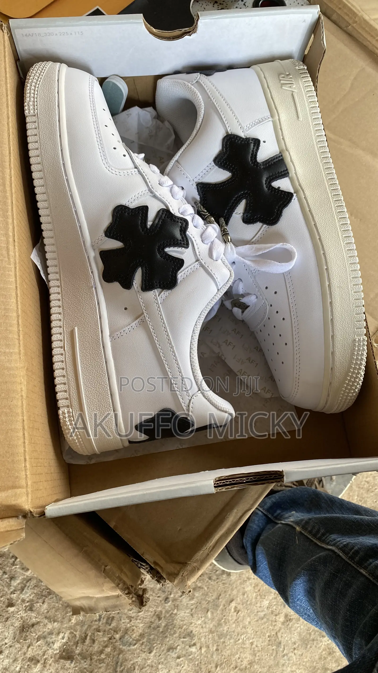 Quality and Affordable Men Sneakers