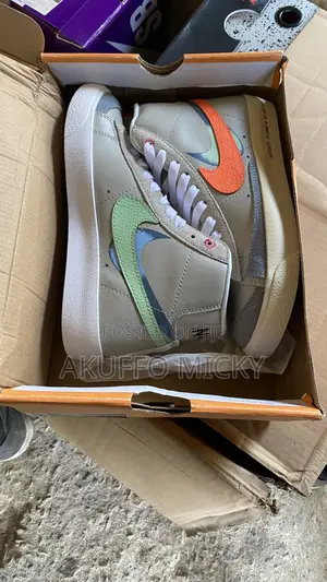 Quality and Affordable Men Sneakers