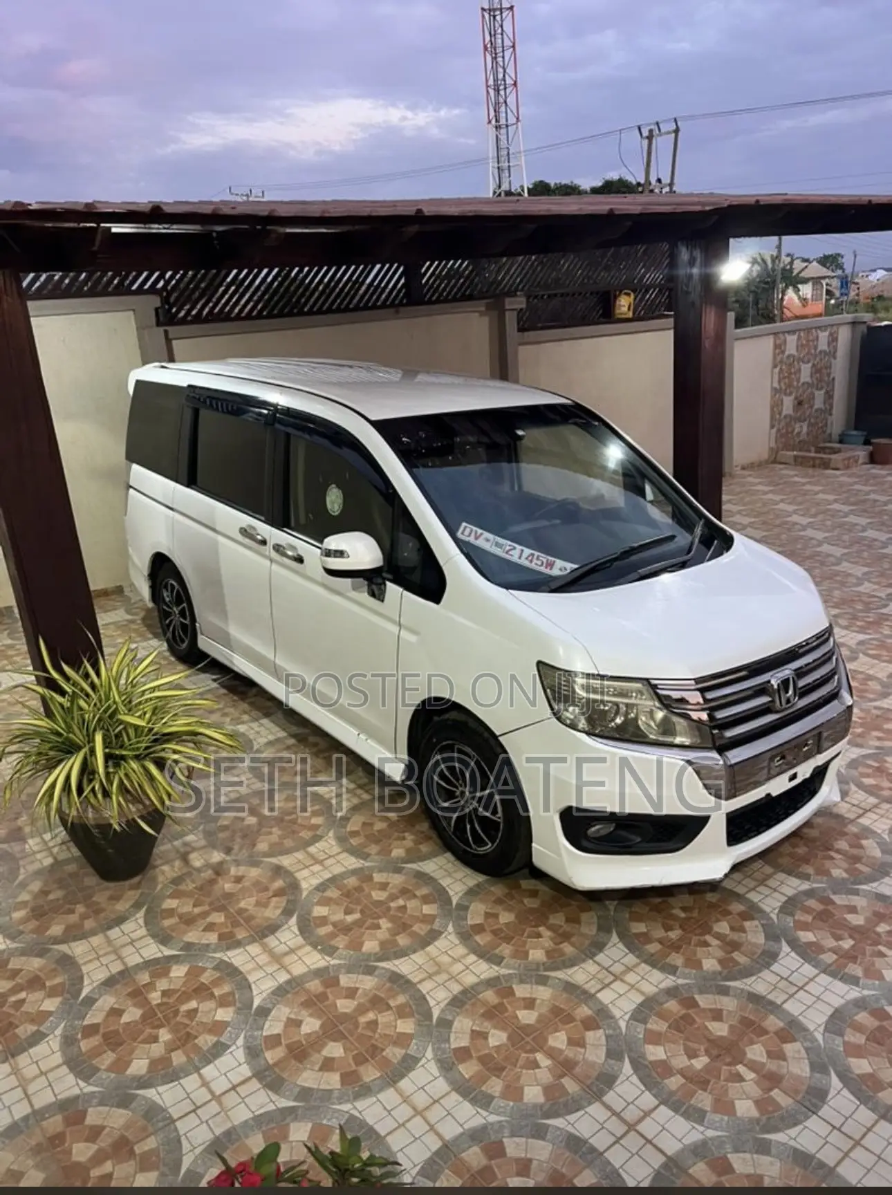 Honda Stepwgn 2013 White