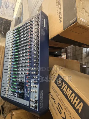 Soundcraft Signature 22