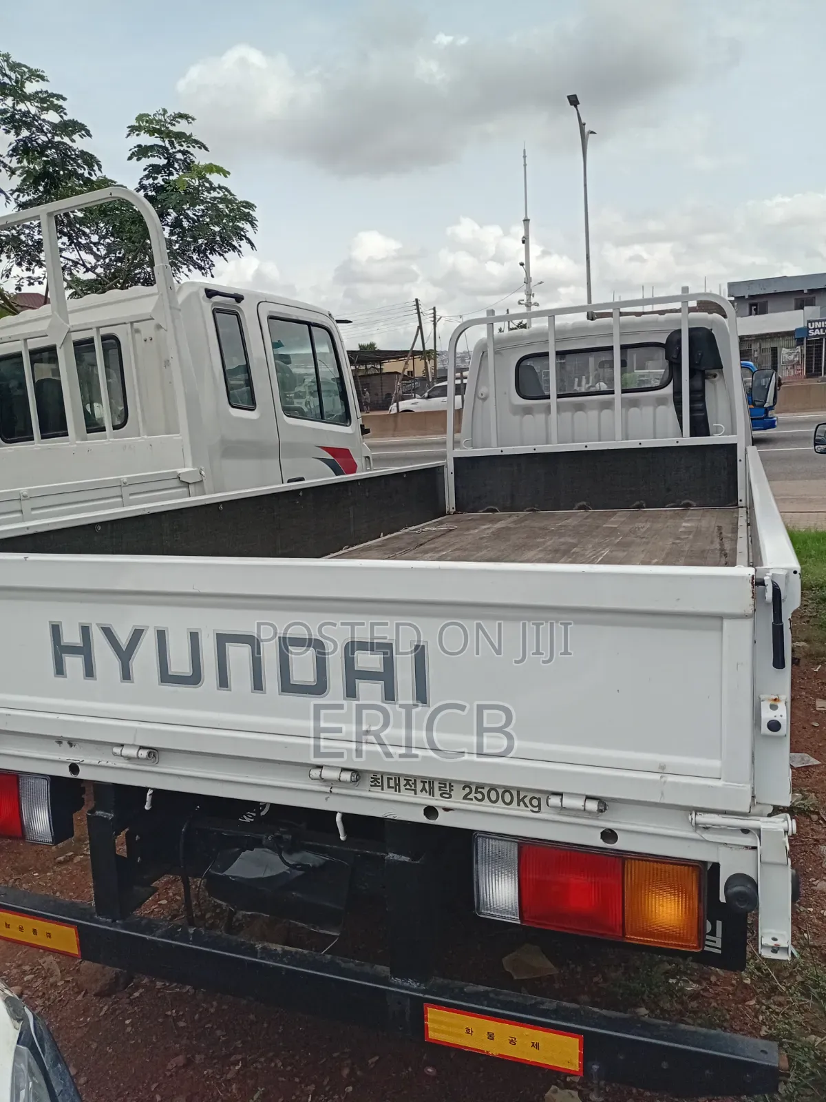 Hyundai Mighty 2 ( Home Used )