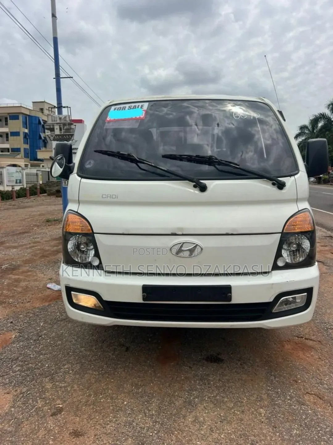 Hyundai Porter 2. 1ton. 2.5cc Diesel Automatic