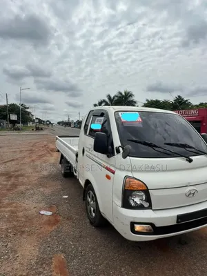Hyundai Porter 2. 1ton. 2.5cc Diesel Automatic