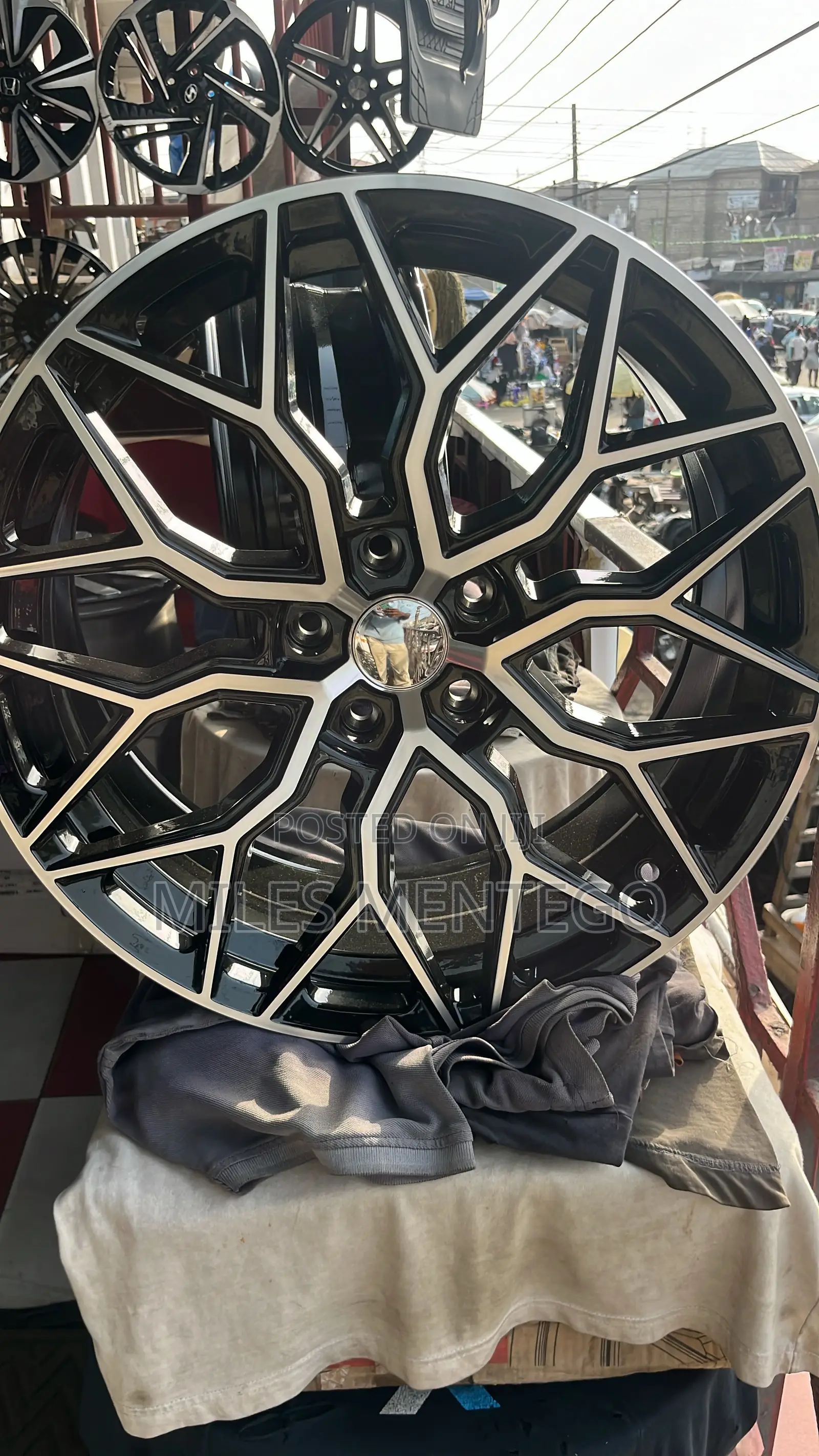 Car Bumper, Headlight And Rims