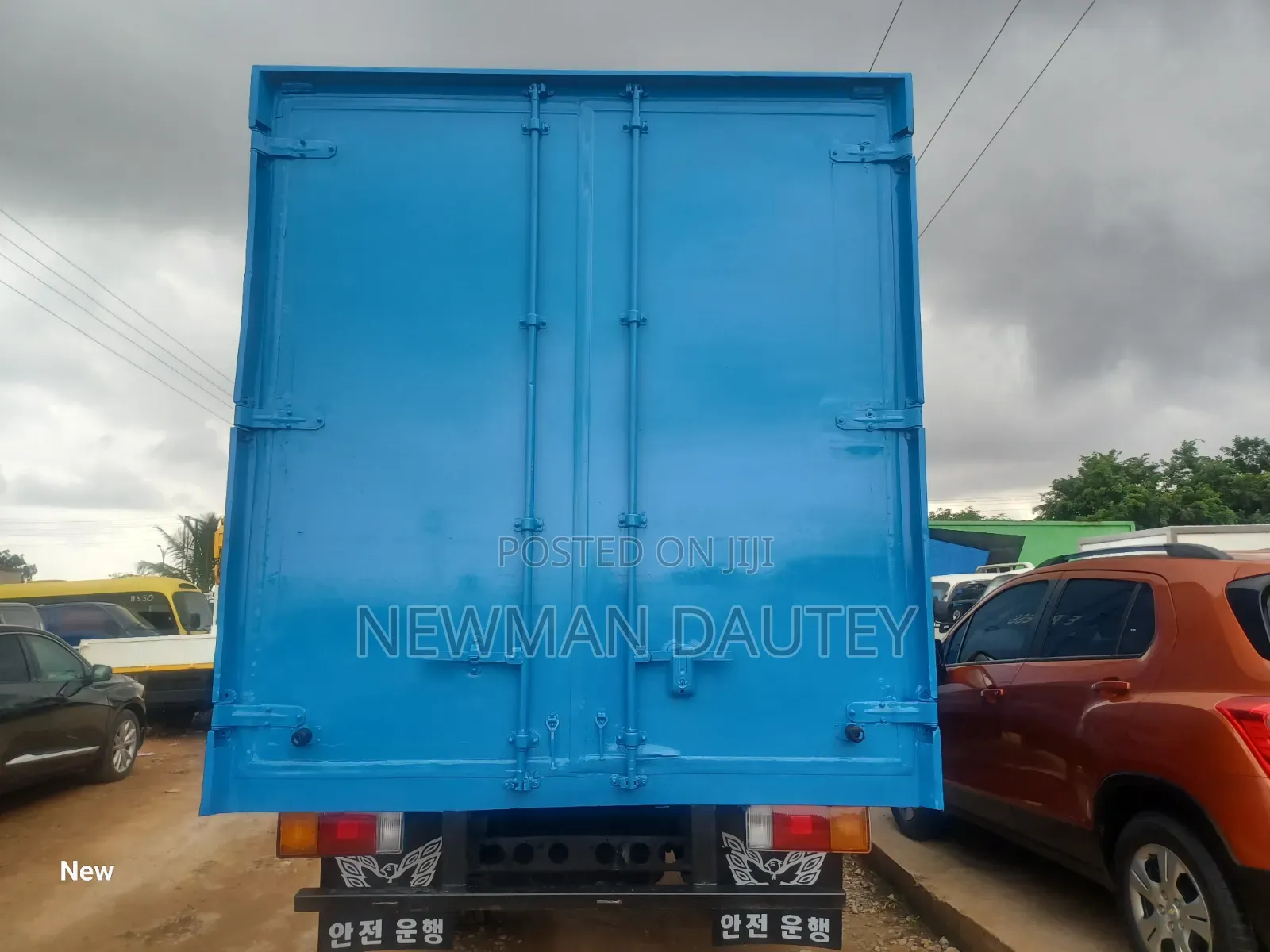 Hyundai 5ton Container Blue